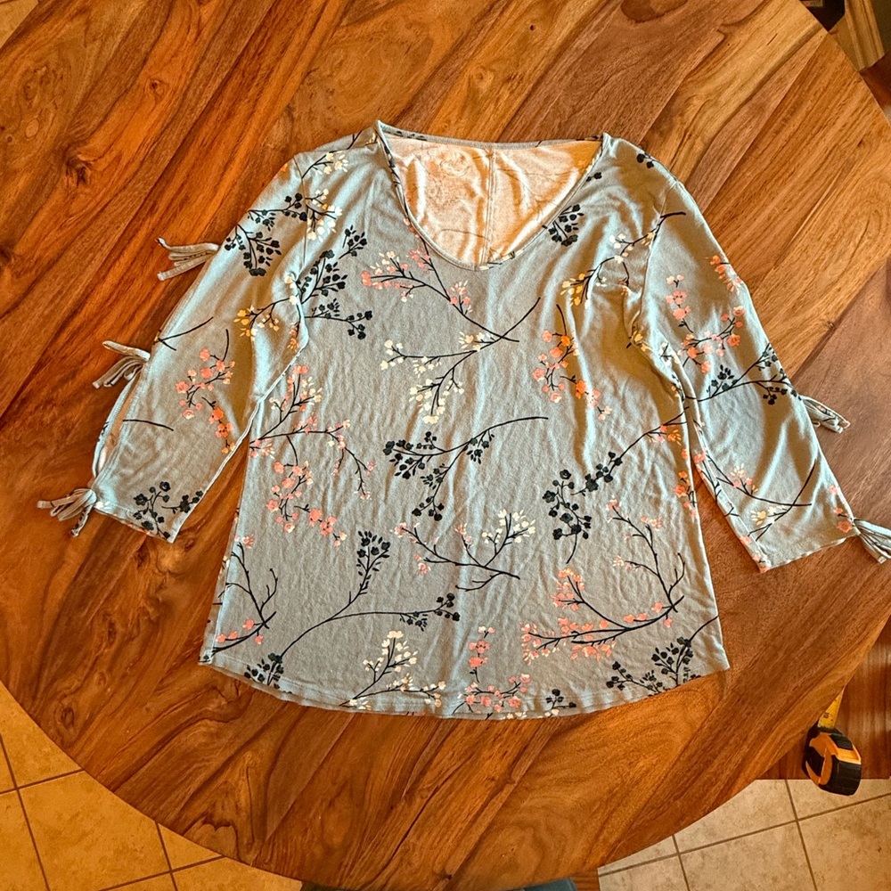 Floral Print Women's Top - Blue and Pink